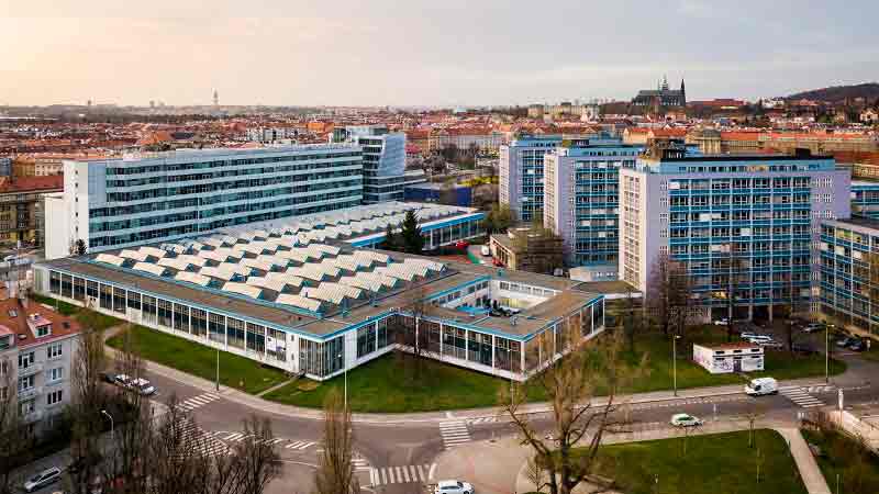 Чешский технический университет в Праге